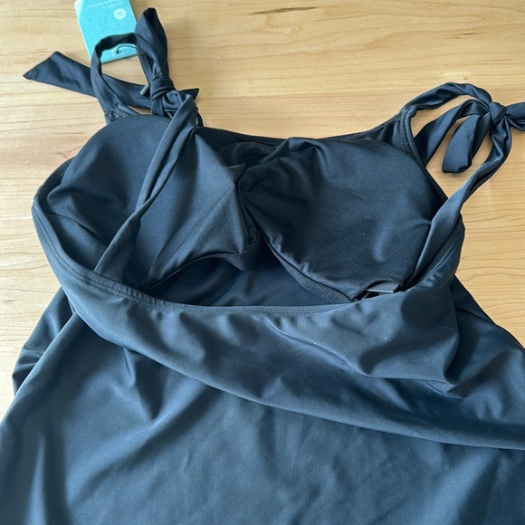Kindred Bravely Black Maternity Nursing Tankini Top with Tie Straps Medium NWT - Picture 6 of 7